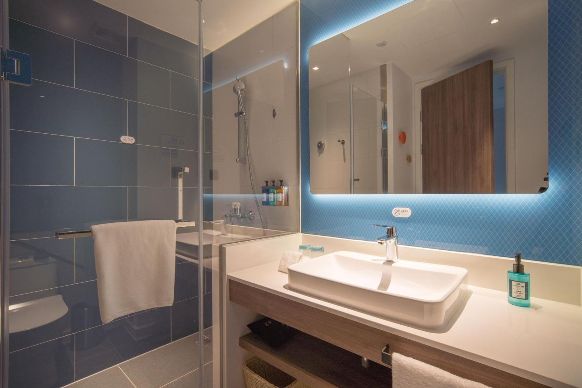 Holiday Inn Express Shanghai Huijin By Ihg المظهر الخارجي الصورة