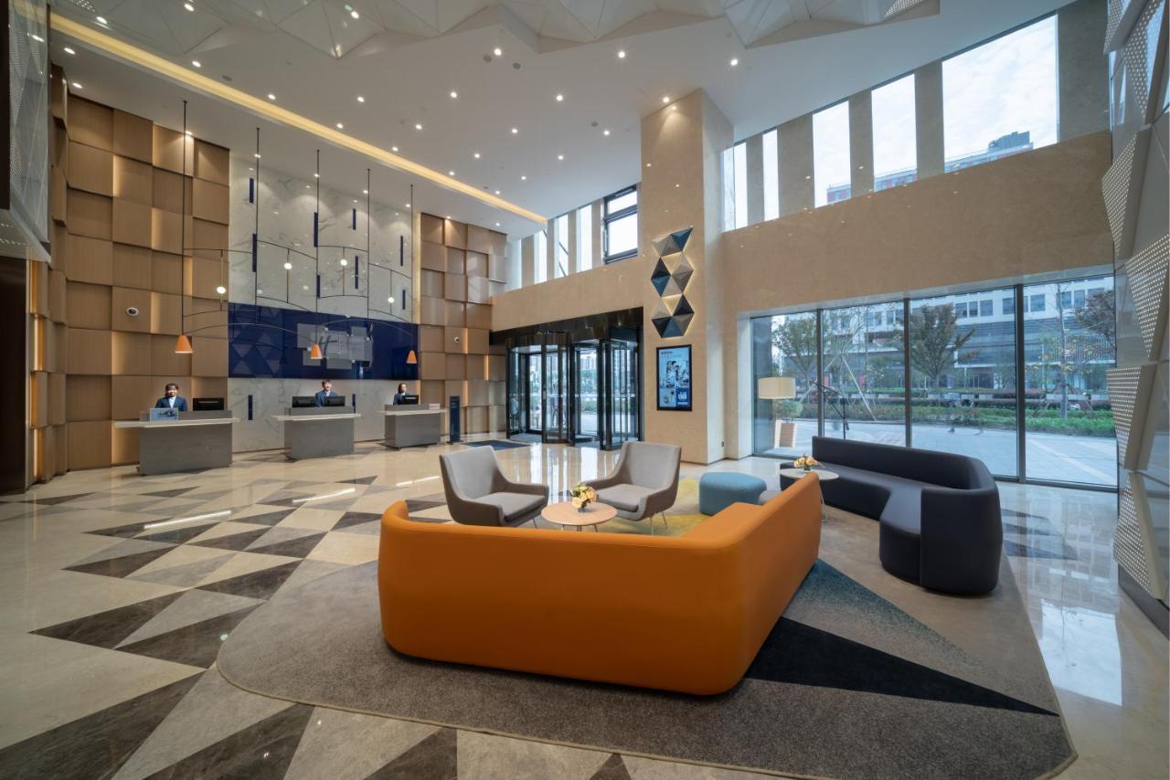 Holiday Inn Express Shanghai Huijin By Ihg المظهر الخارجي الصورة